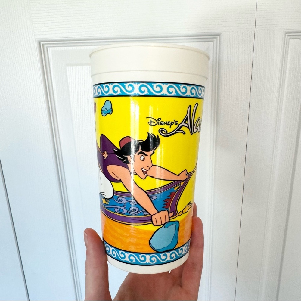 Vintage Burger King Disneys Aladdin 32oz plastic drink cup